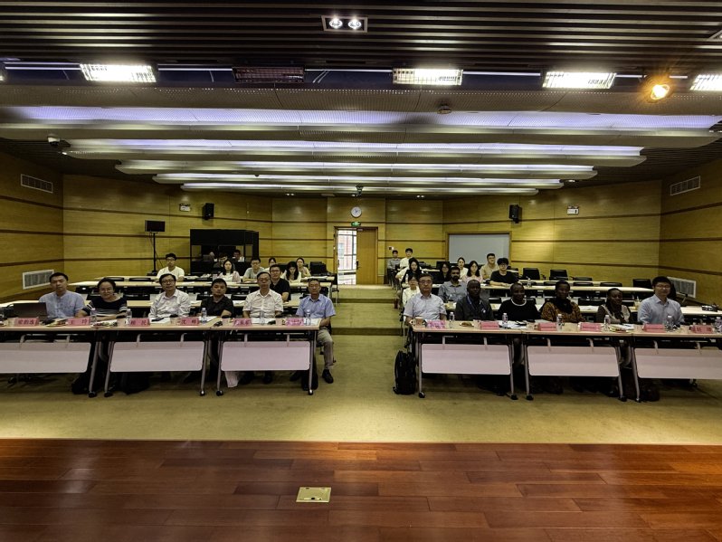 列表适合快速定位